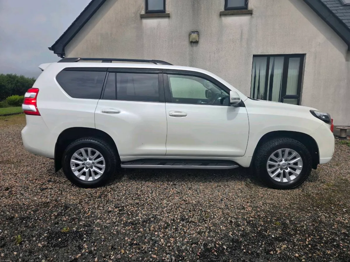 Toyota landcruiser 2016 2.8 icon NI car from new - Image 1