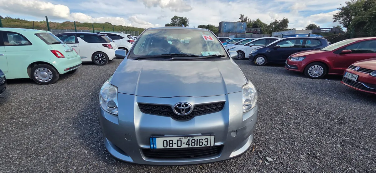 Toyota Auris 2008 - Image 1