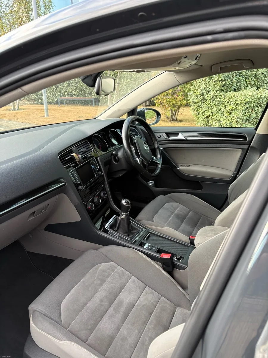 Volkswagen Golf TDI Highline - Image 6
