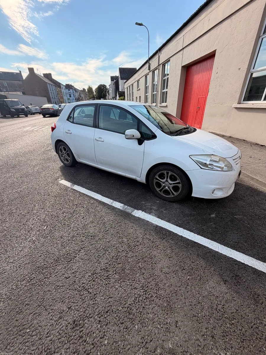 2012 Toyota Auris 1.4 Diesel - Image 3