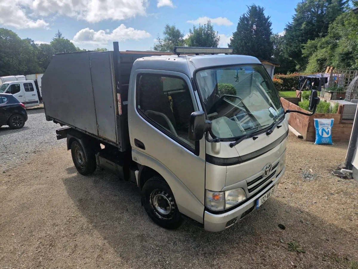 Toyota dyna - Image 1