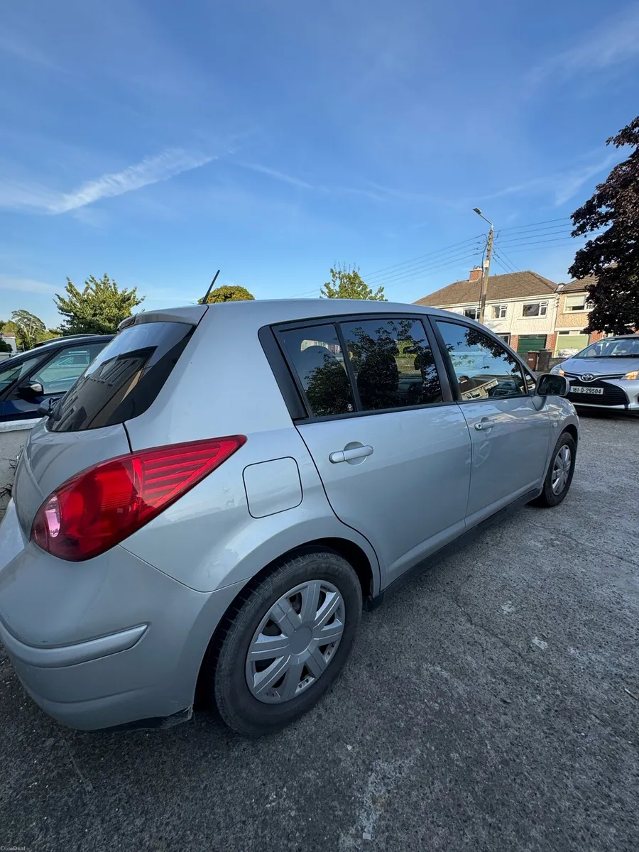 Nissan Tiida - Image 5