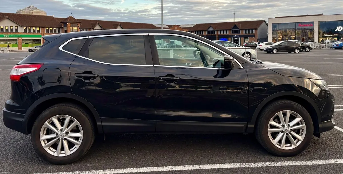 2015 Nissan Qashqai Acenta Smart Automatic - Image 3