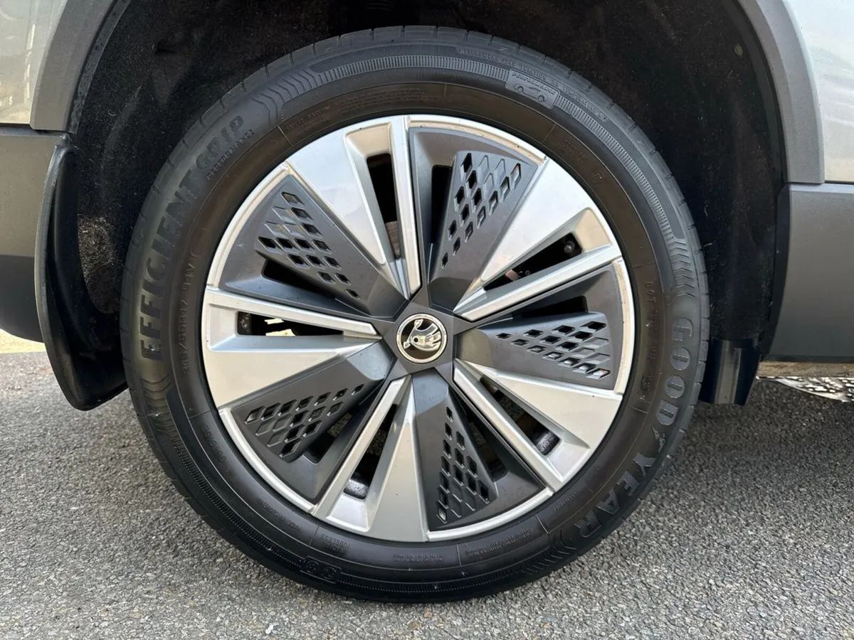 Skoda Karoq 2.0TDI 115HP Ambition - Image 5