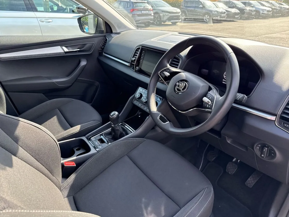Skoda Karoq 2.0TDI 115HP Ambition - Image 6