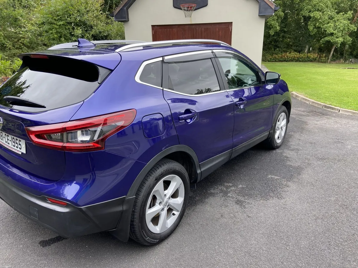 Nissan Qashqai 1.2 SV 2018 - Image 3