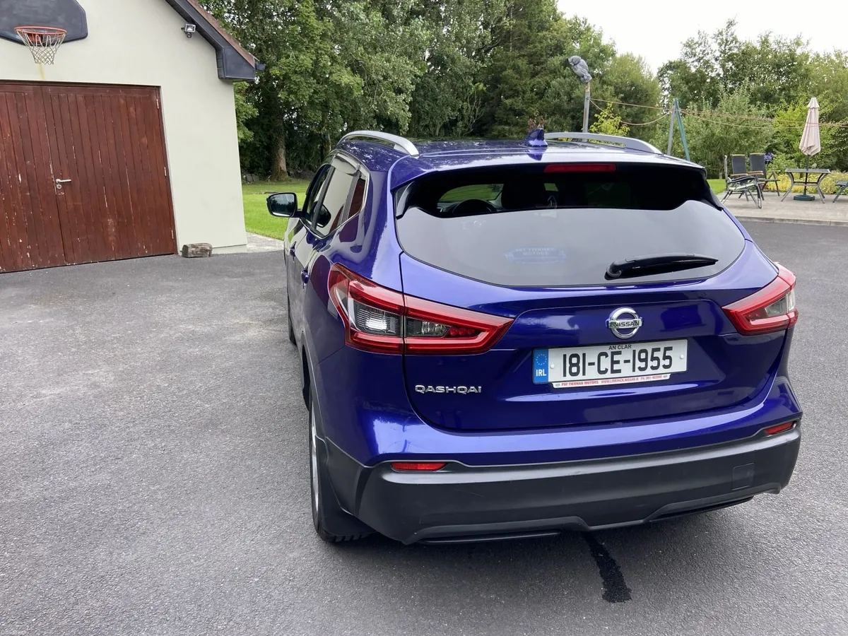 Nissan Qashqai 1.2 SV 2018 - Image 4