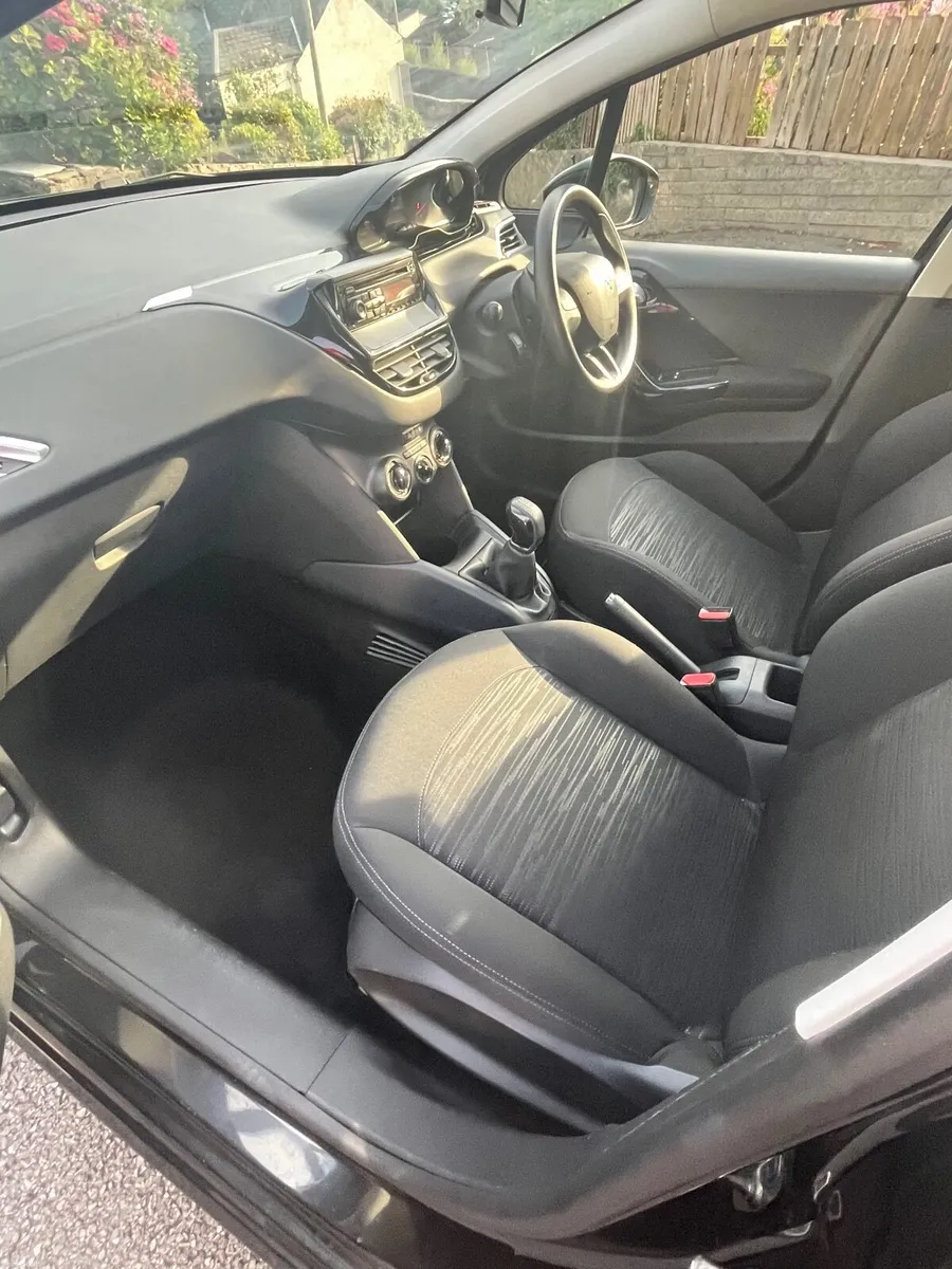 Peugeot 208 2012 - Image 3