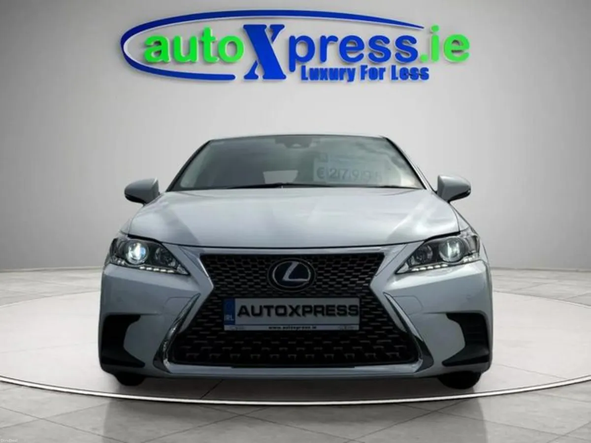Lexus CT 1.8 Hybrid, Ultra Low mileage, Automatic - Image 3
