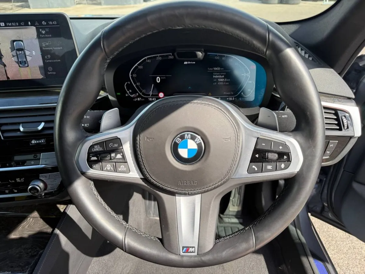 BMW 5-Series 530e LCI M-SPORT COMPETITION 2.0 HYBR - Image 4
