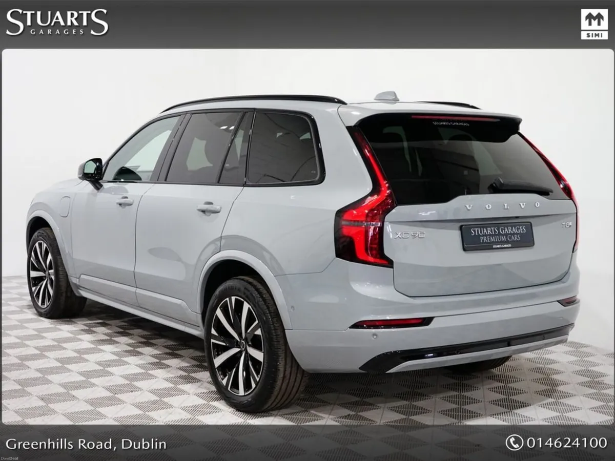 Volvo XC90 252 REG PLUS DARK: VAPOUR GREY WITH BLA - Image 2