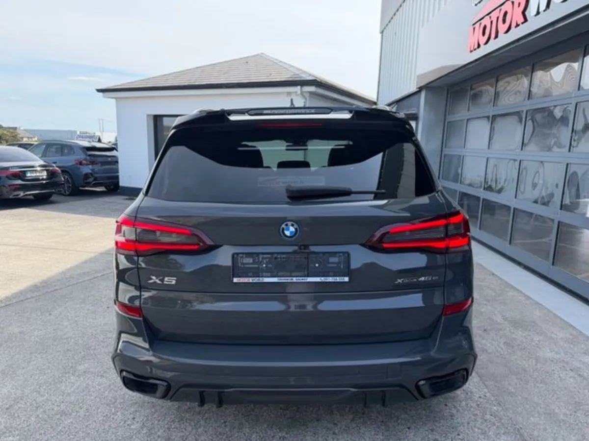 BMW X5 XDRIVE45E M SPORT PRO & TECH PLUS - Image 4