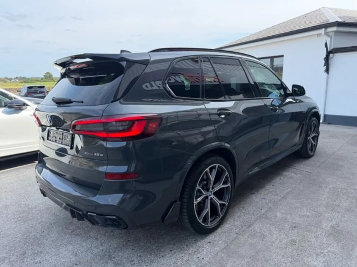 BMW X5 XDRIVE45E M SPORT PRO & TECH PLUS - Image 5