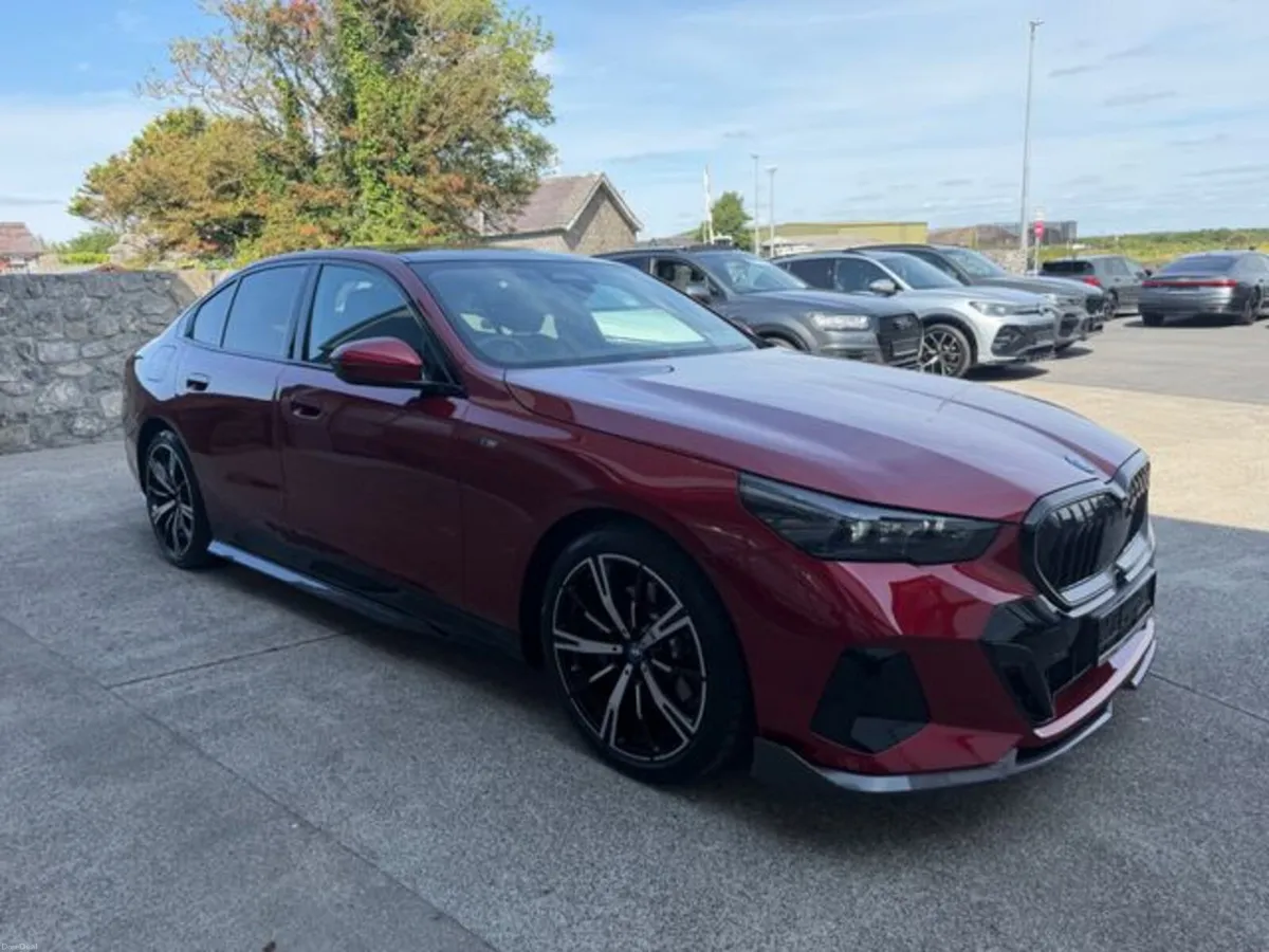BMW 5-Series 530E M SPORT PRO - Image 5