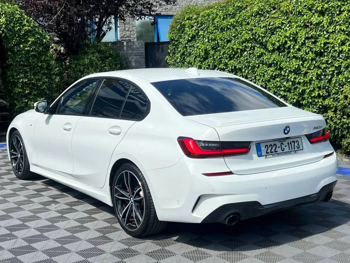 BMW 3-Series 320d M-SPORT // APPLE CARPLAY/ANDROID - Image 5