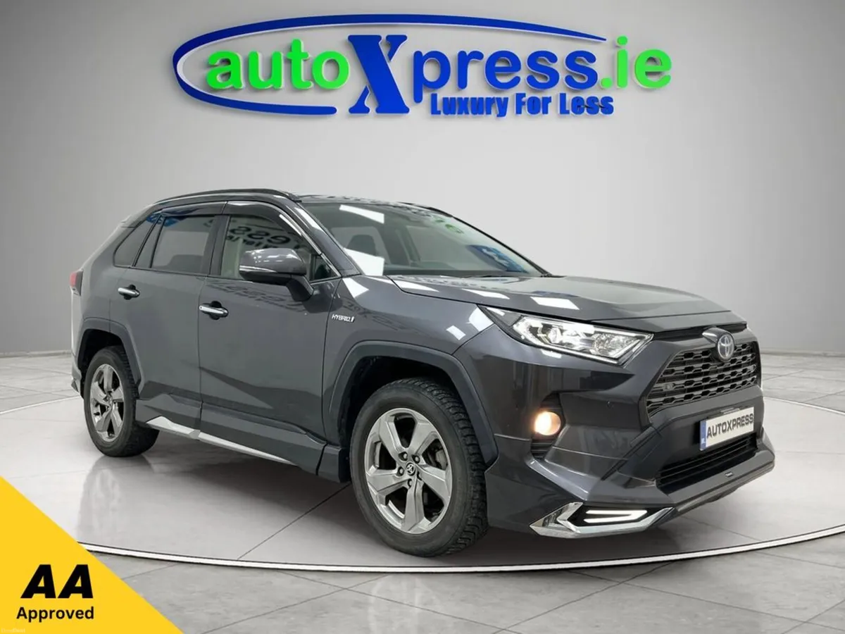 Toyota RAV4 4WD HYBRID G, Reversing camera - Image 1