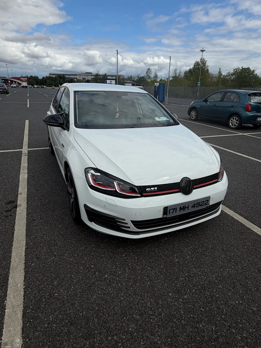 2017 VW Golf 1.6 TDI - Low Mileage - Image 1