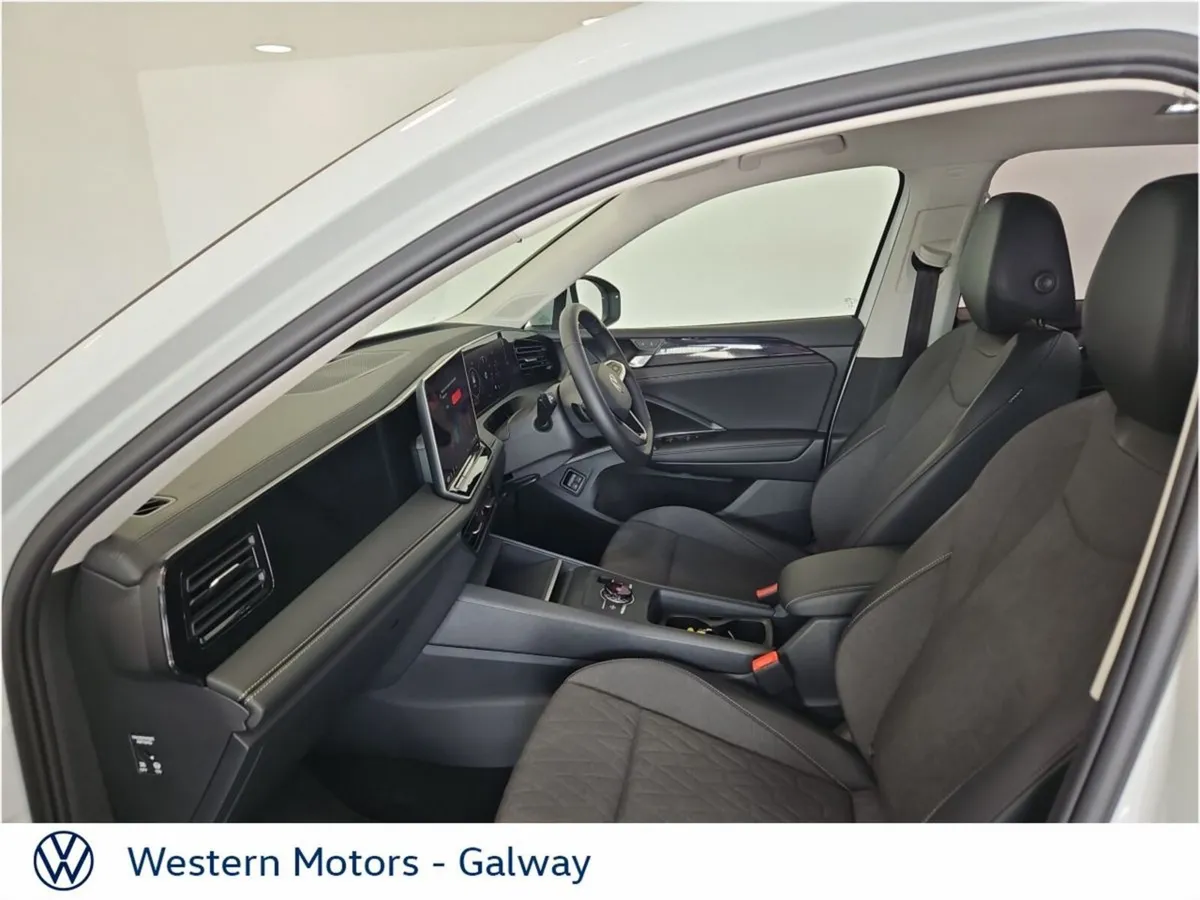 Volkswagen Tiguan Edition 75 PHEV  204HP DSG, Pano - Image 4