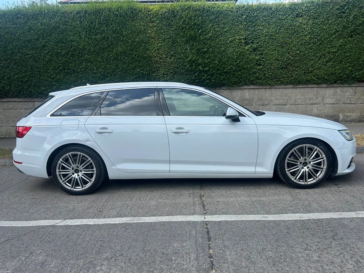 2017 AUDI A4 PETROL ESTATE AUTOMATIC - Image 4