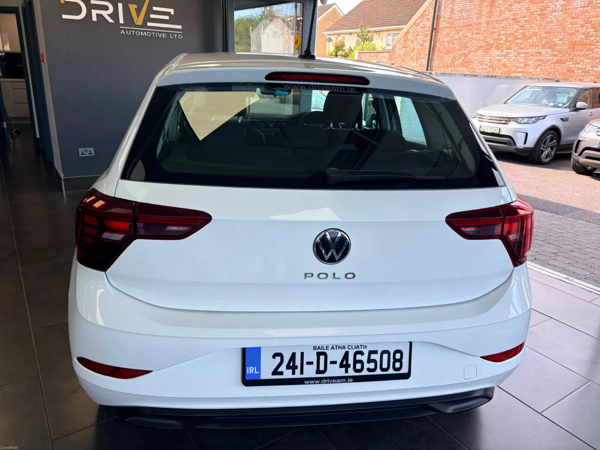 Volkswagen Polo 2024 1.0 TSI Life ***Automatic*** - Image 6