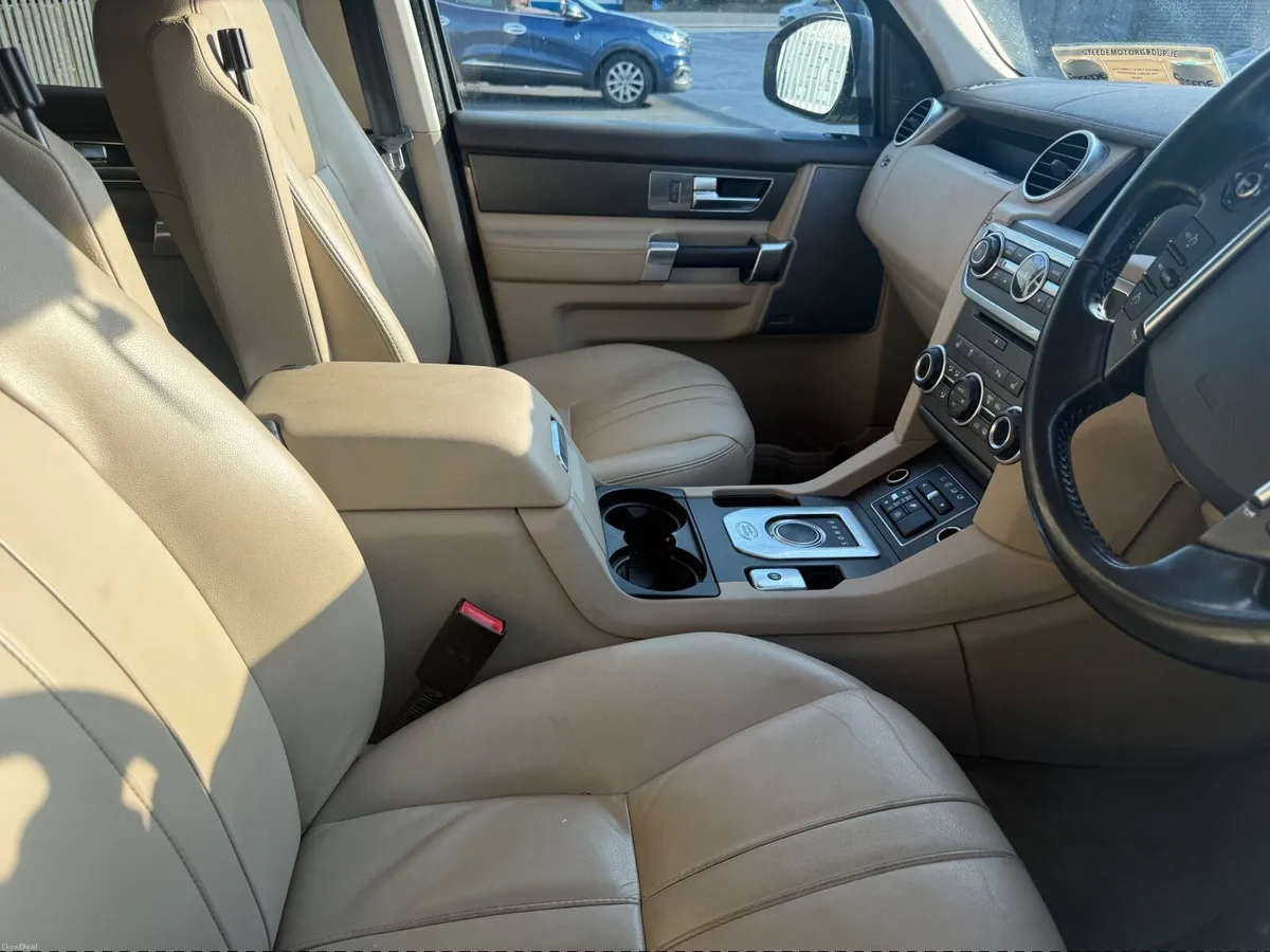 Land Rover Discovery 2015 - Image 3