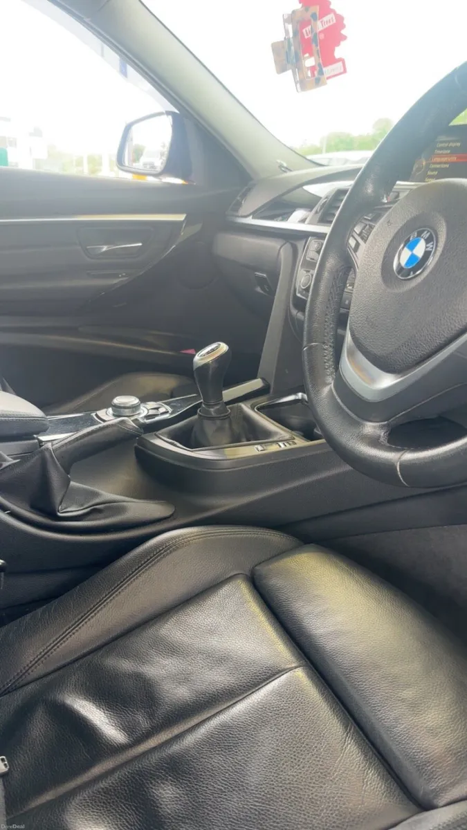 Bmw 320d - Image 4