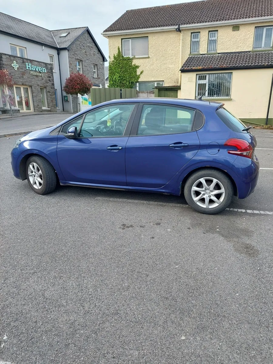 Peugeot 208 2018 - Image 1