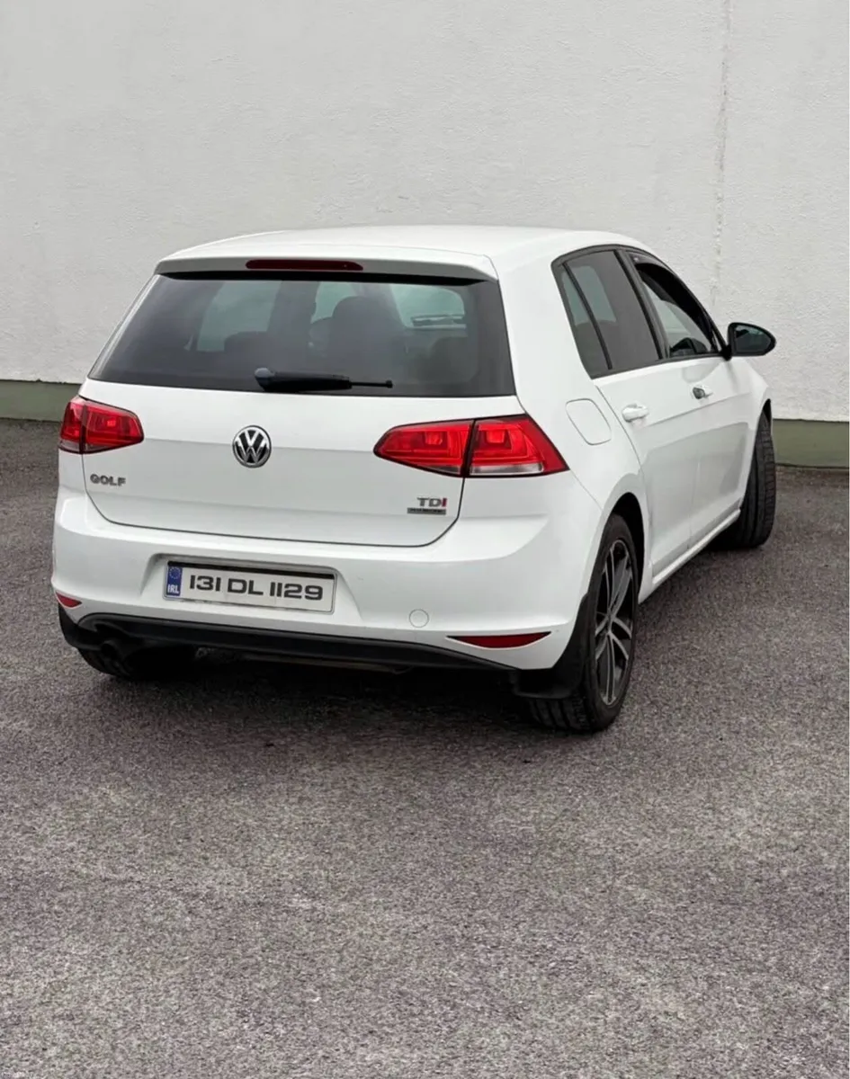 Volkswagen Golf - Image 4