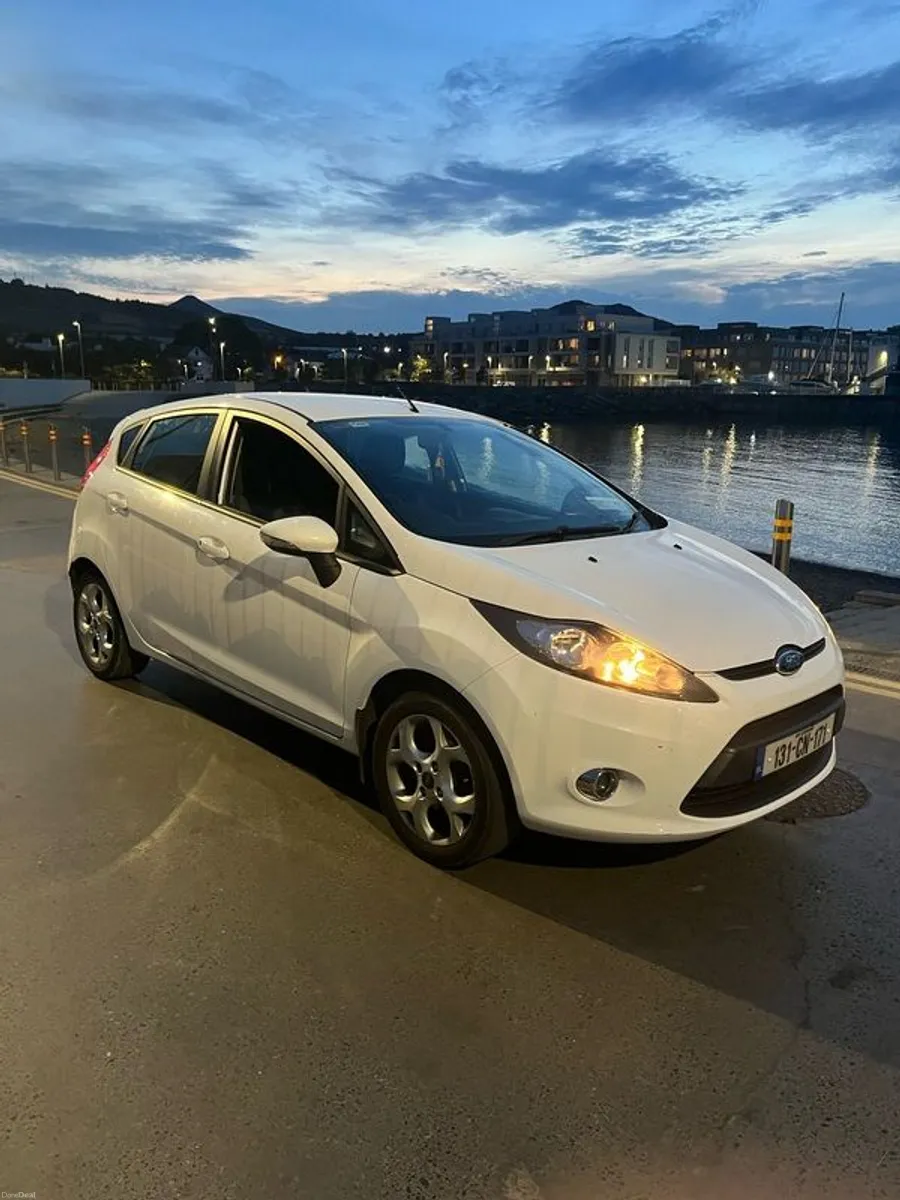 2013 Ford Fiesta - Image 3