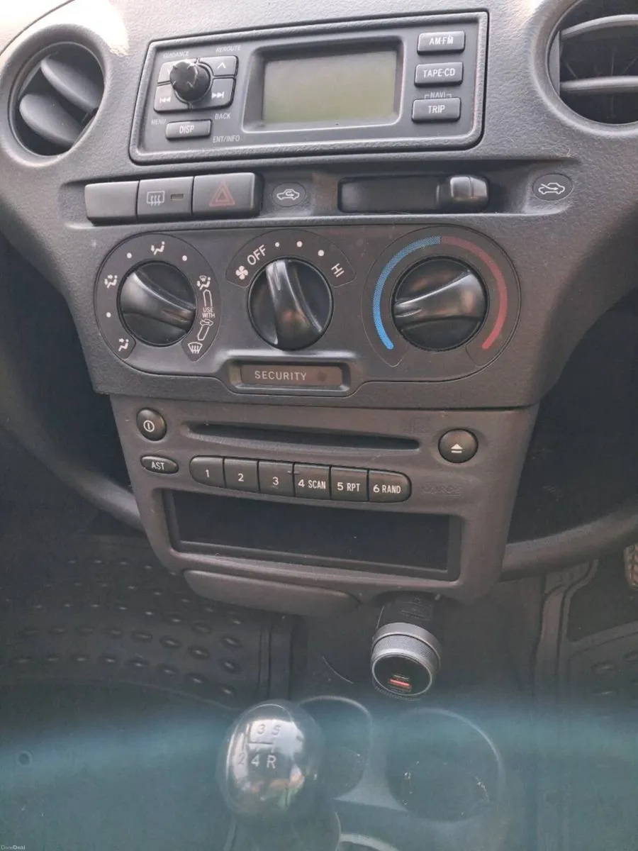 Car - Image 4