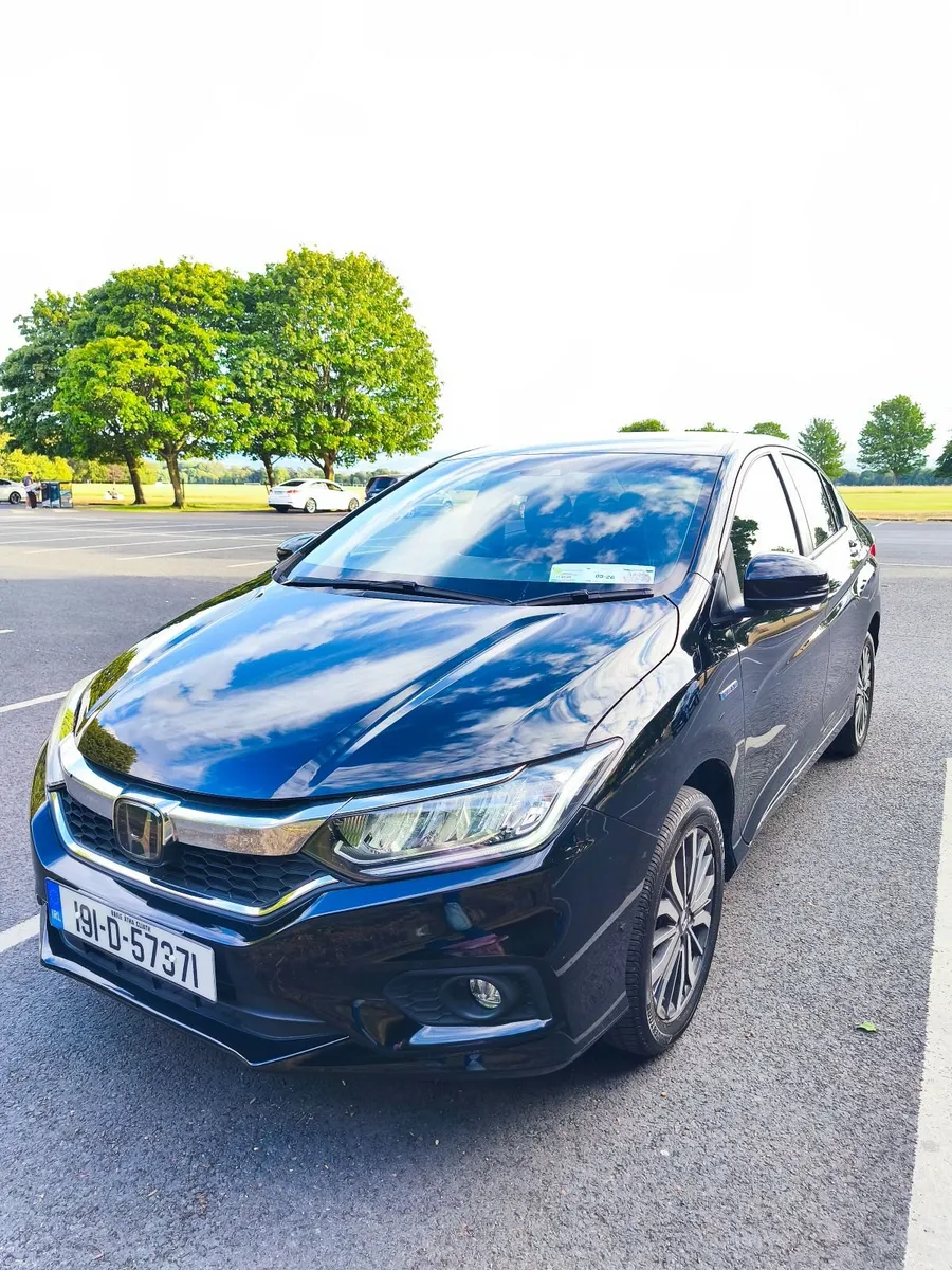 Honda Grace 2019 Ex Sensing GM5 - Image 1