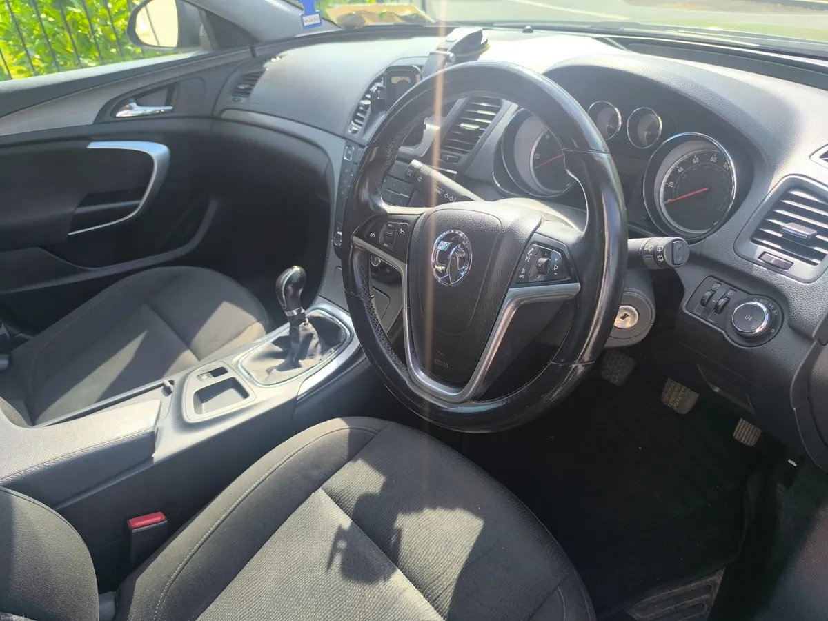 Vauxhall Insignia 2012 - Image 4