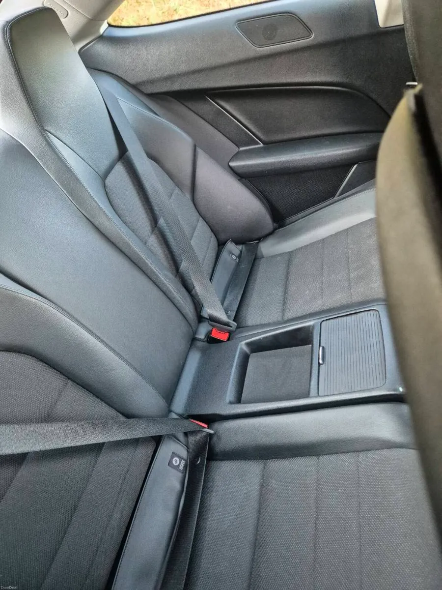 2012 Mercedes C220 CDI Coupe - Image 5
