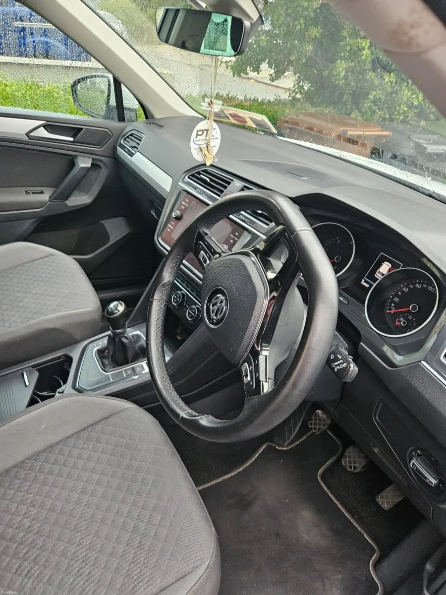 Volkswagen Tiguan 2019 - Image 6