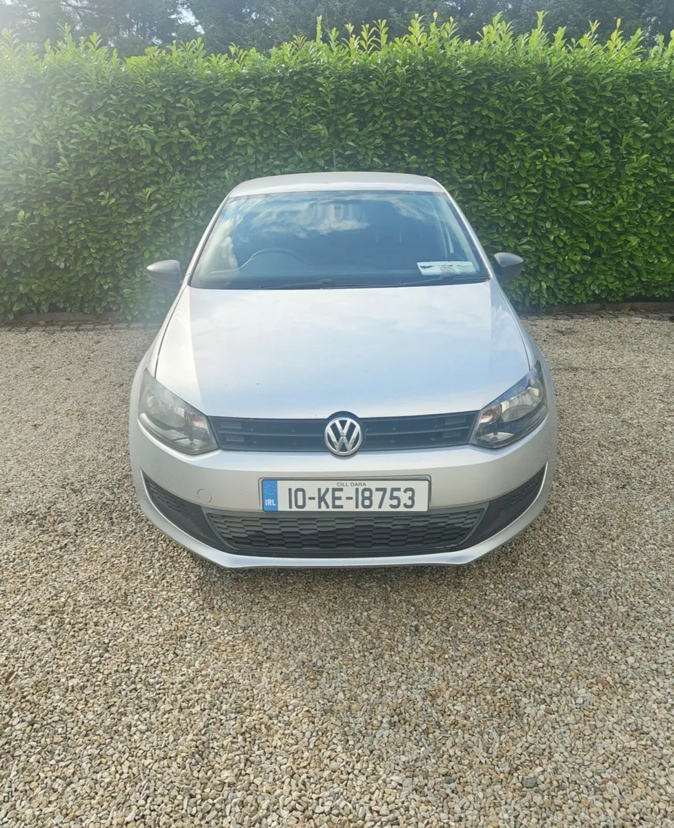 Silver Volkswagen Polo 2010  1.2 petrol - Image 1