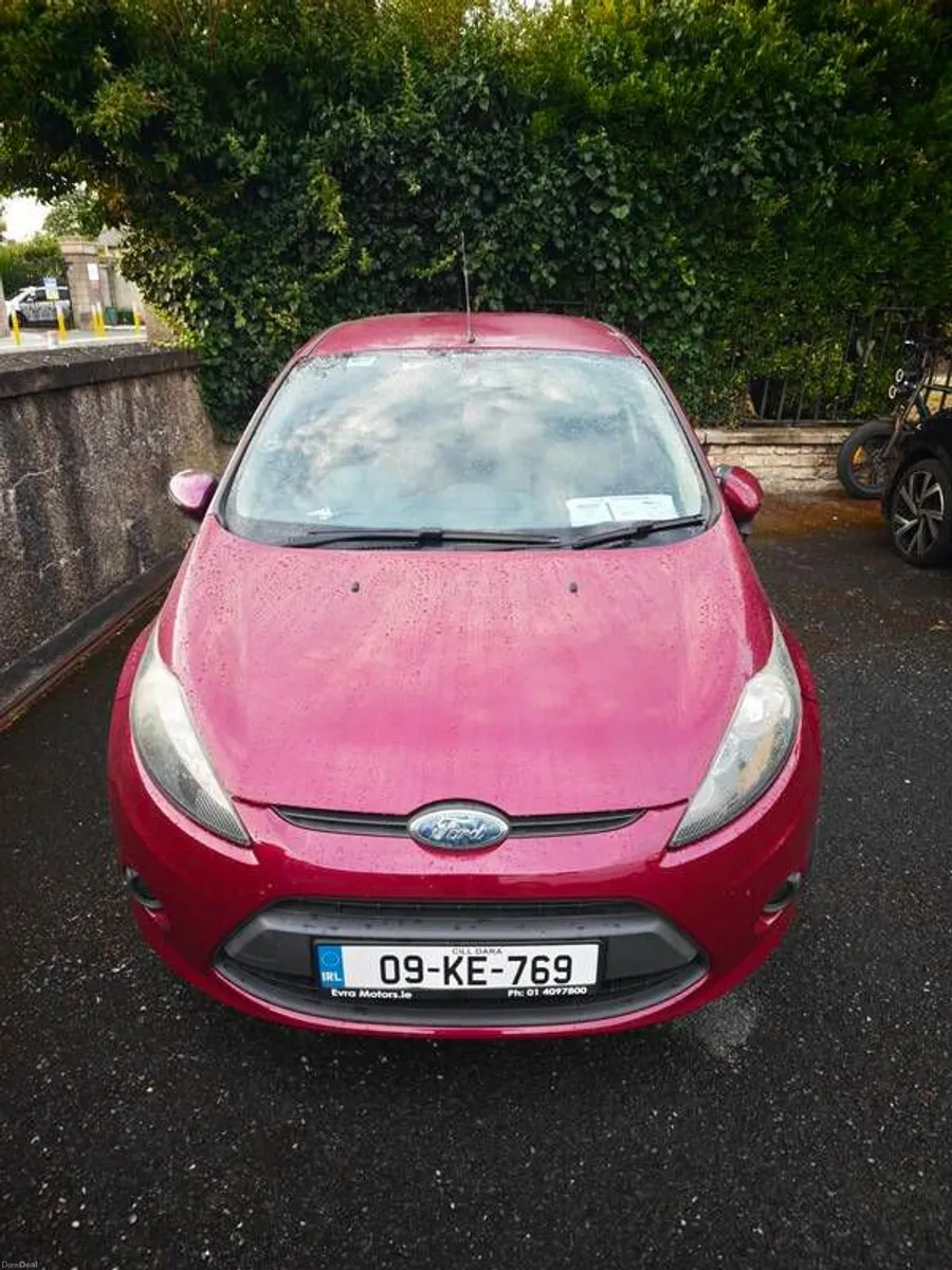 2009 Ford Fiesta - Image 5