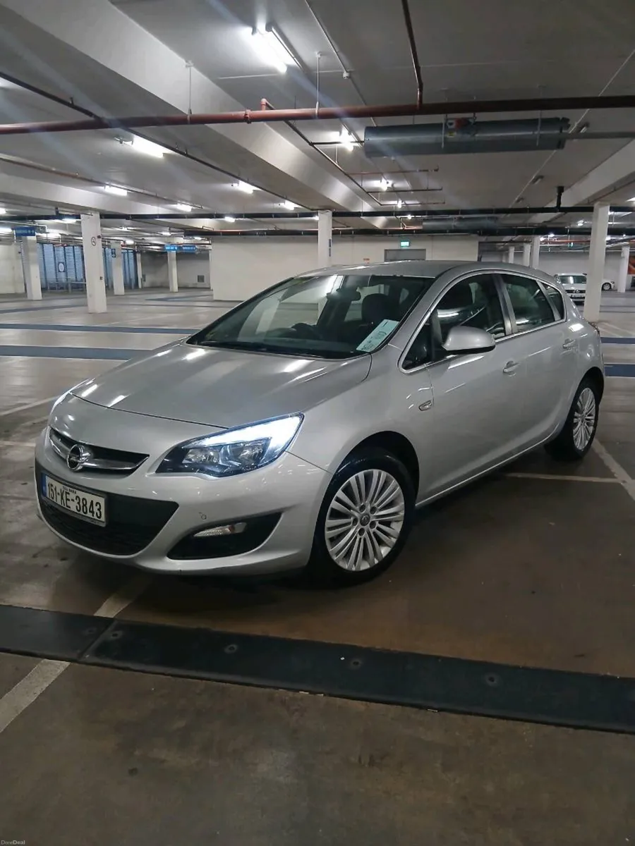 Opel astra new NCT 08/27 - Image 1