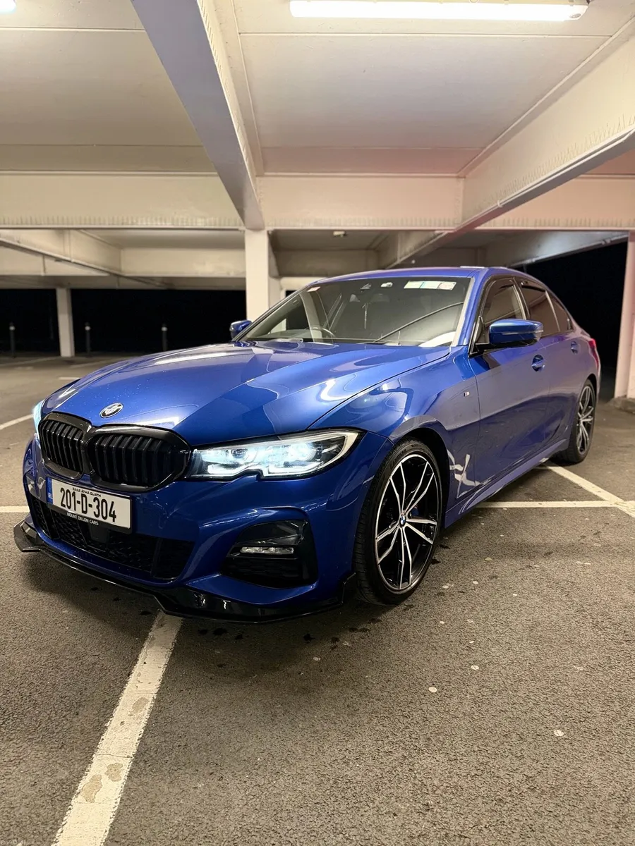 BMW 330i - Image 3