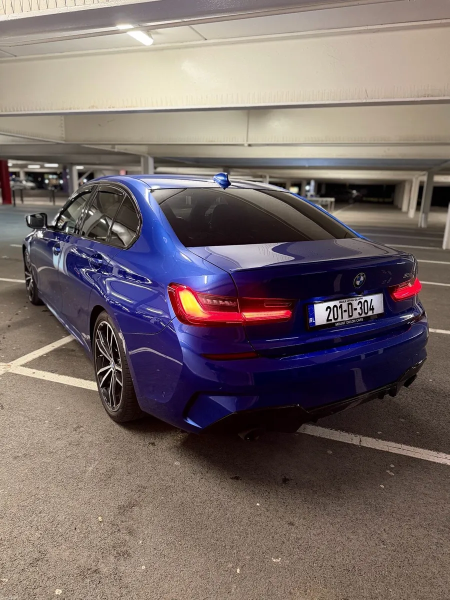 BMW 330i - Image 5