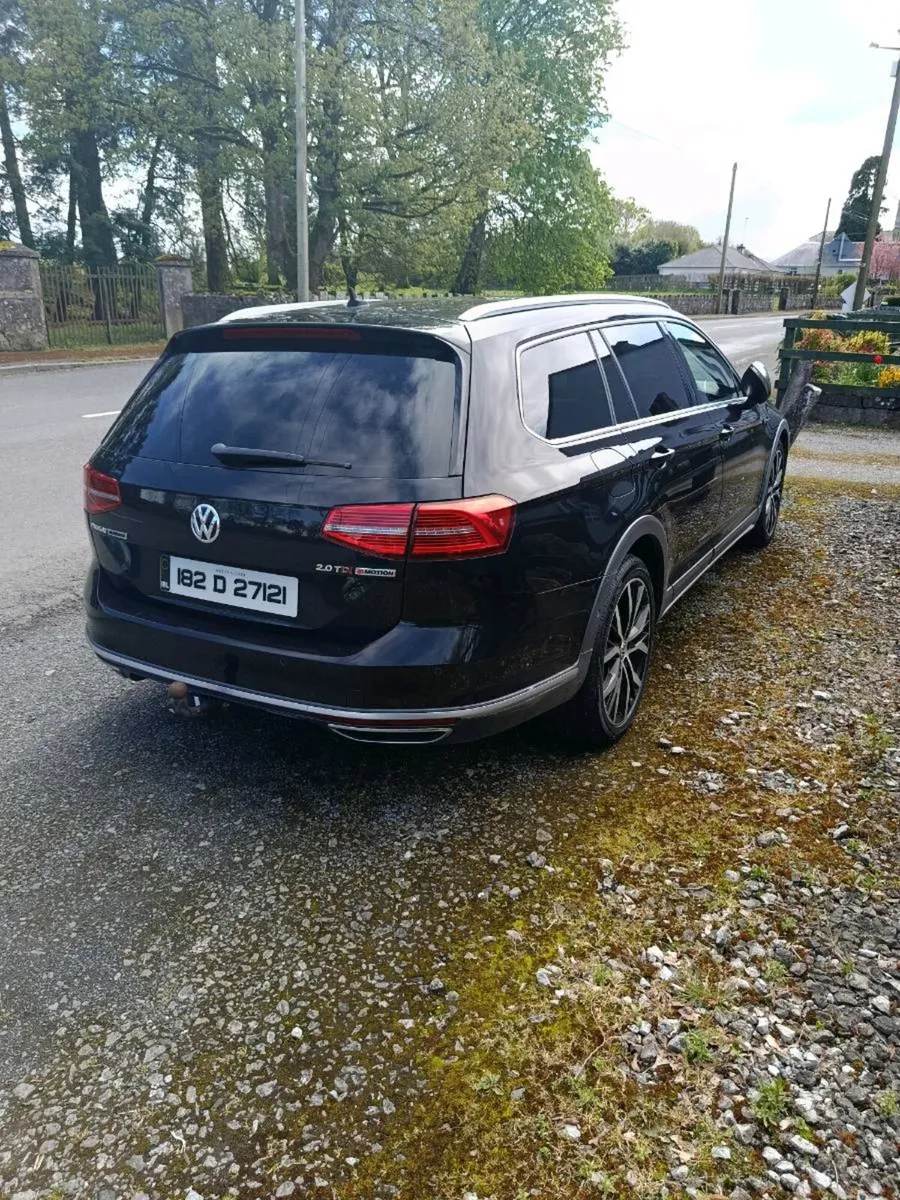 STUNNING! VW Passat ALLTRACK 4MOTION DIESEL - Image 3