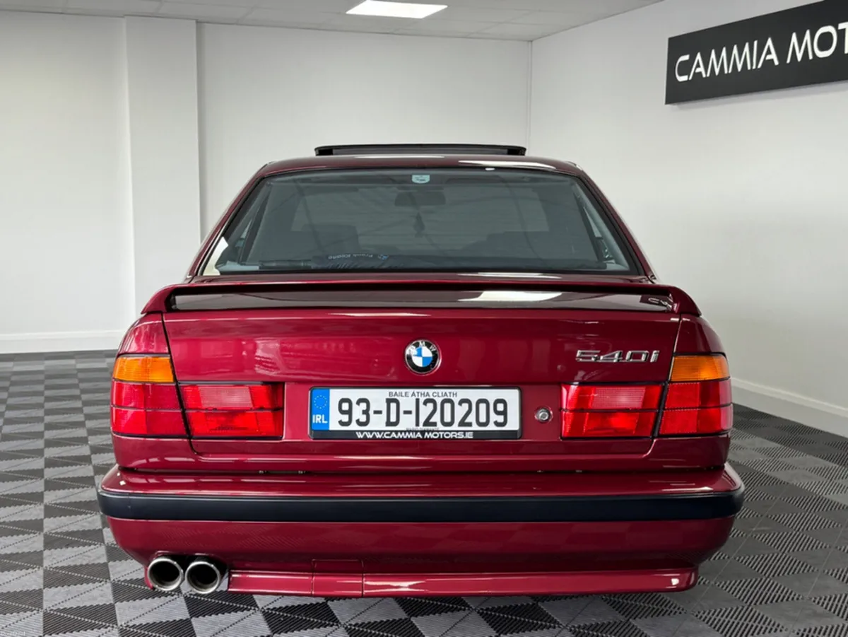 BMW 5-Series BMW 540I 6 SPEED MANUAL CALYPSO RED - Image 3