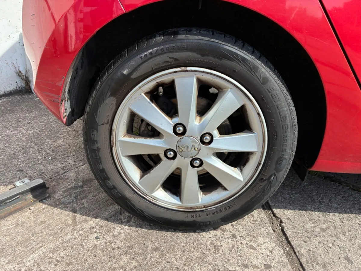 Kia Picanto 1.0 2 5DR 68BHP - Image 4