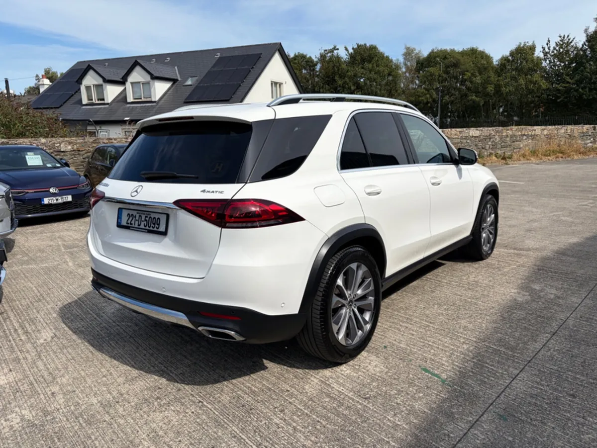 Mercedes-Benz GLE GLE300 D 4MATIC 7 SEAT AUTO - Image 3