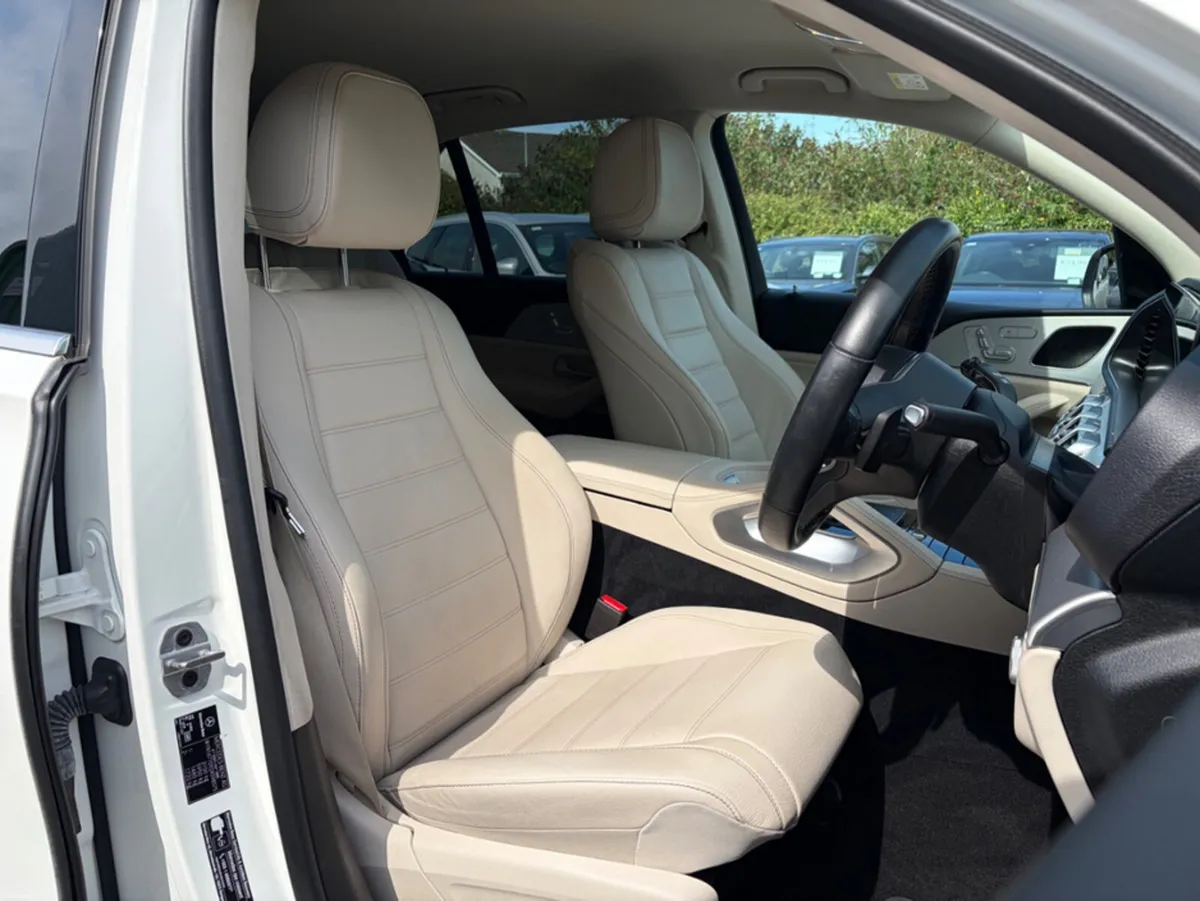 Mercedes-Benz GLE GLE300 D 4MATIC 7 SEAT AUTO - Image 5