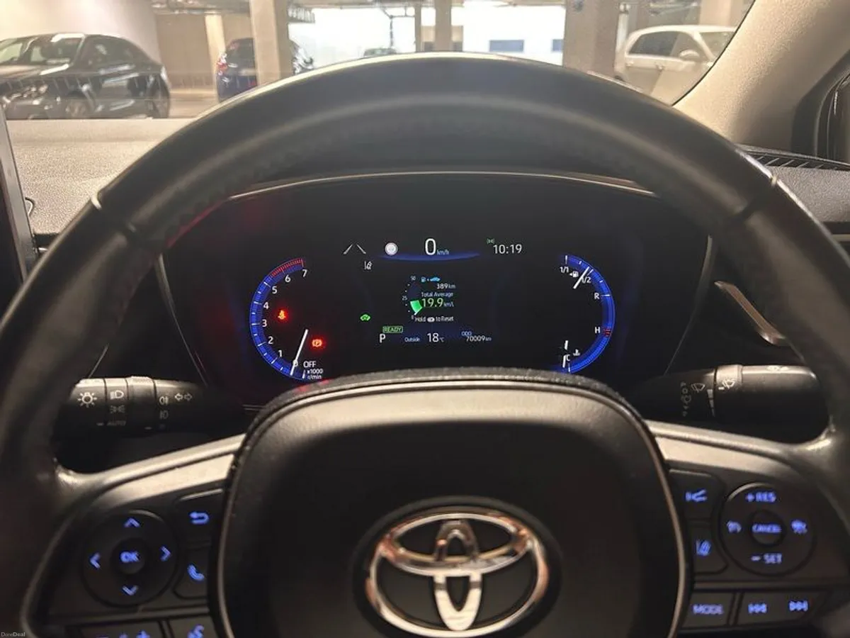 2021 Toyota Corolla Luna with Toyota Relax - Image 4