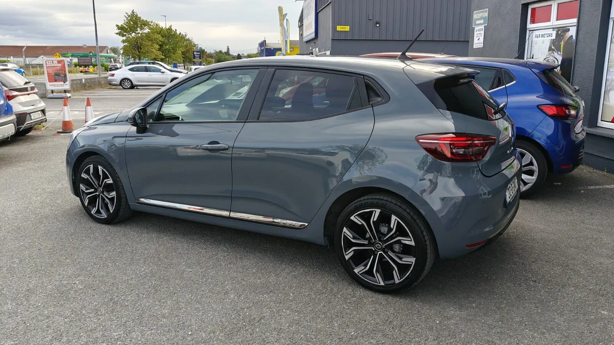 Renault Clio 2021 1.0 Petrol Top Spec New Nct 6/28 - Image 2