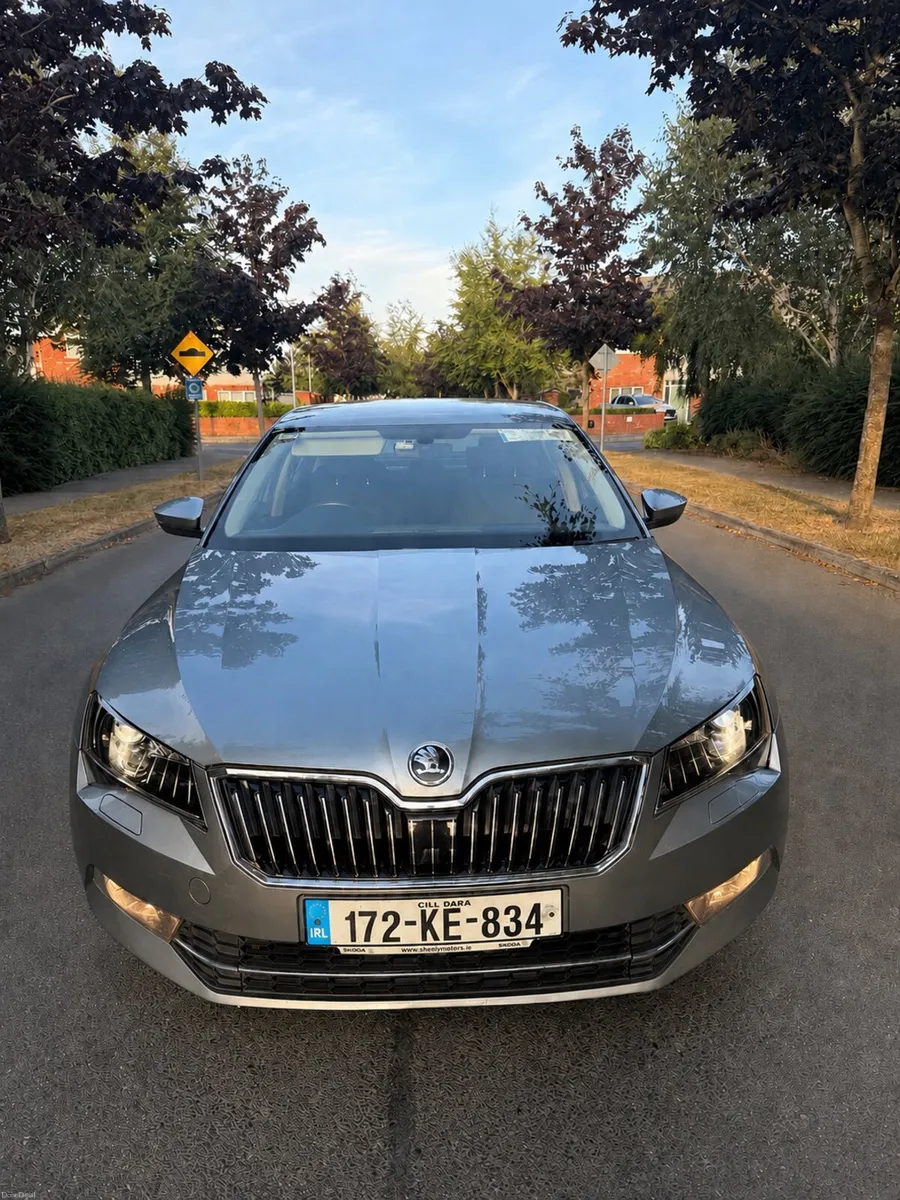 2017 Skoda Superb Automatic - Image 3