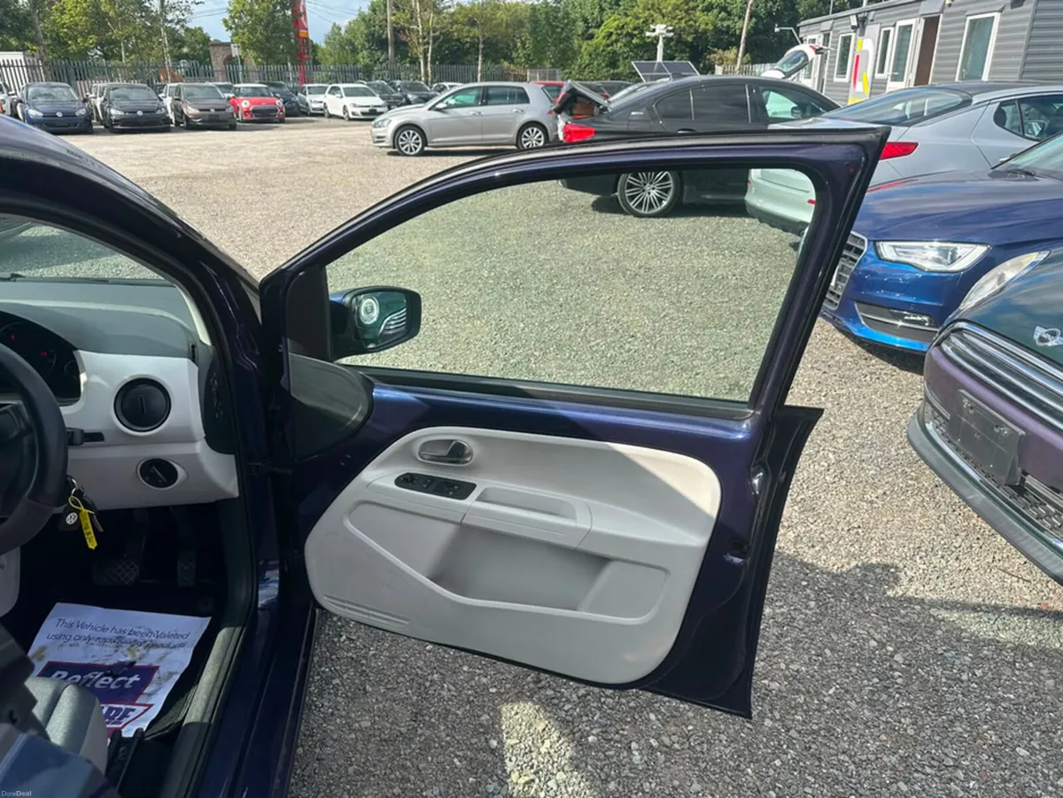 Volkswagen up! 1.0L Petrol  Automatic Low Mileage - Image 5