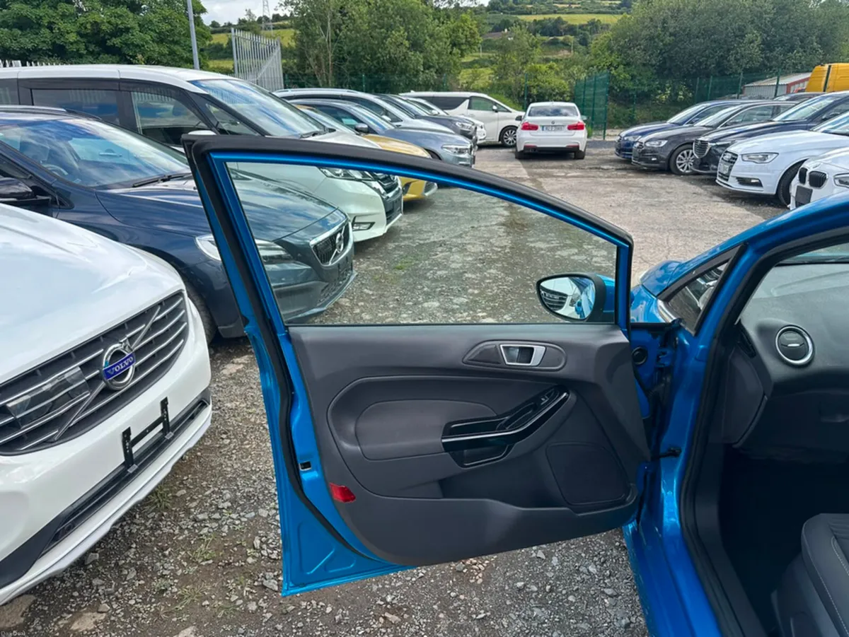 Ford Fiesta 1.0L Petrol ECO BOOST Automatic - Low - Image 6