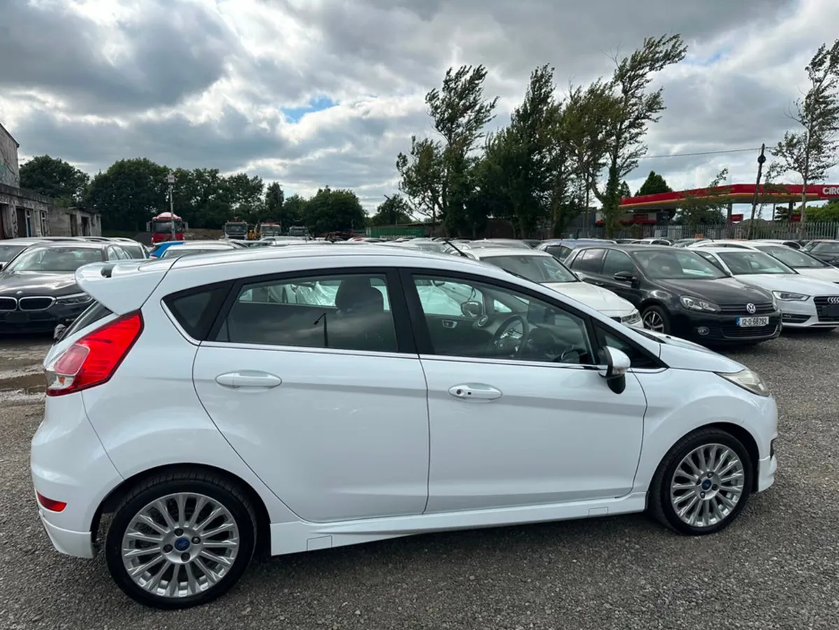 Ford Fiesta 1.0L Automatic Petrol ECO BOOST - Low - Image 4